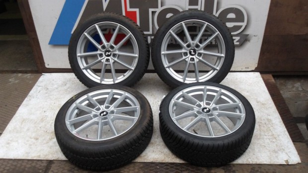 (�R/DB)[GY�RI �J] HYUNDAI I30 T�LI FELNI 7.5JX18 DUNLOP 225/40R18 DOT